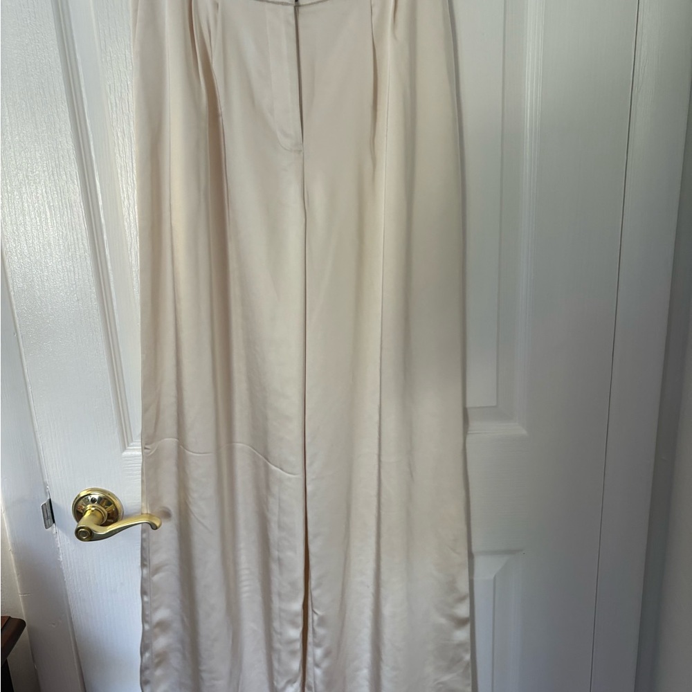 Express Cream pants - Picture 2 of 3